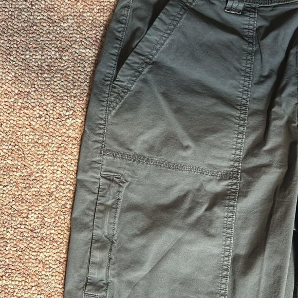 Low Rise Baggy Flare Jeans- AE - Picture 4 of 5